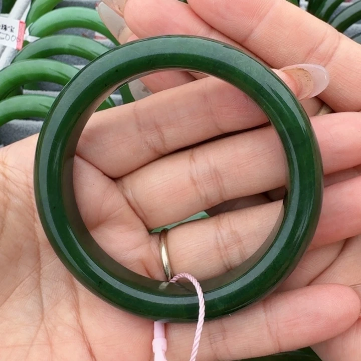 未镶嵌手镯和田玉（碧玉）