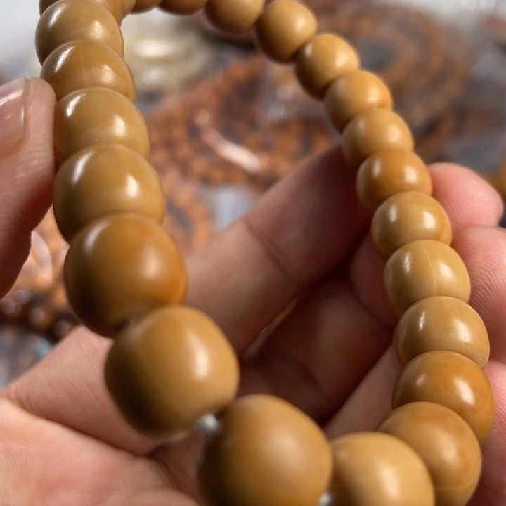 猴头核桃吊坠是啊