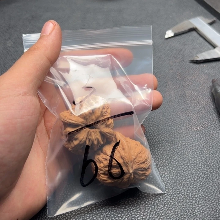 文玩核桃吊坠小***宝3号核桃