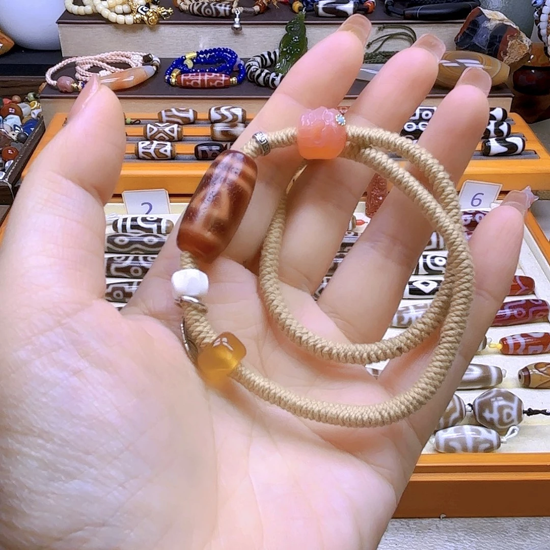 未镶嵌颈饰玛瑙/玉髓