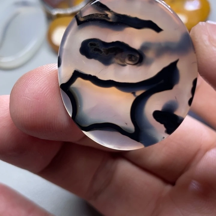 玛瑙/玉髓颈饰未镶嵌风*标