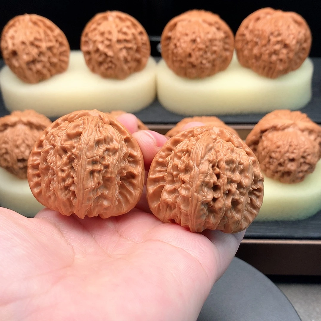 吊坠文玩核桃92号三角白42+