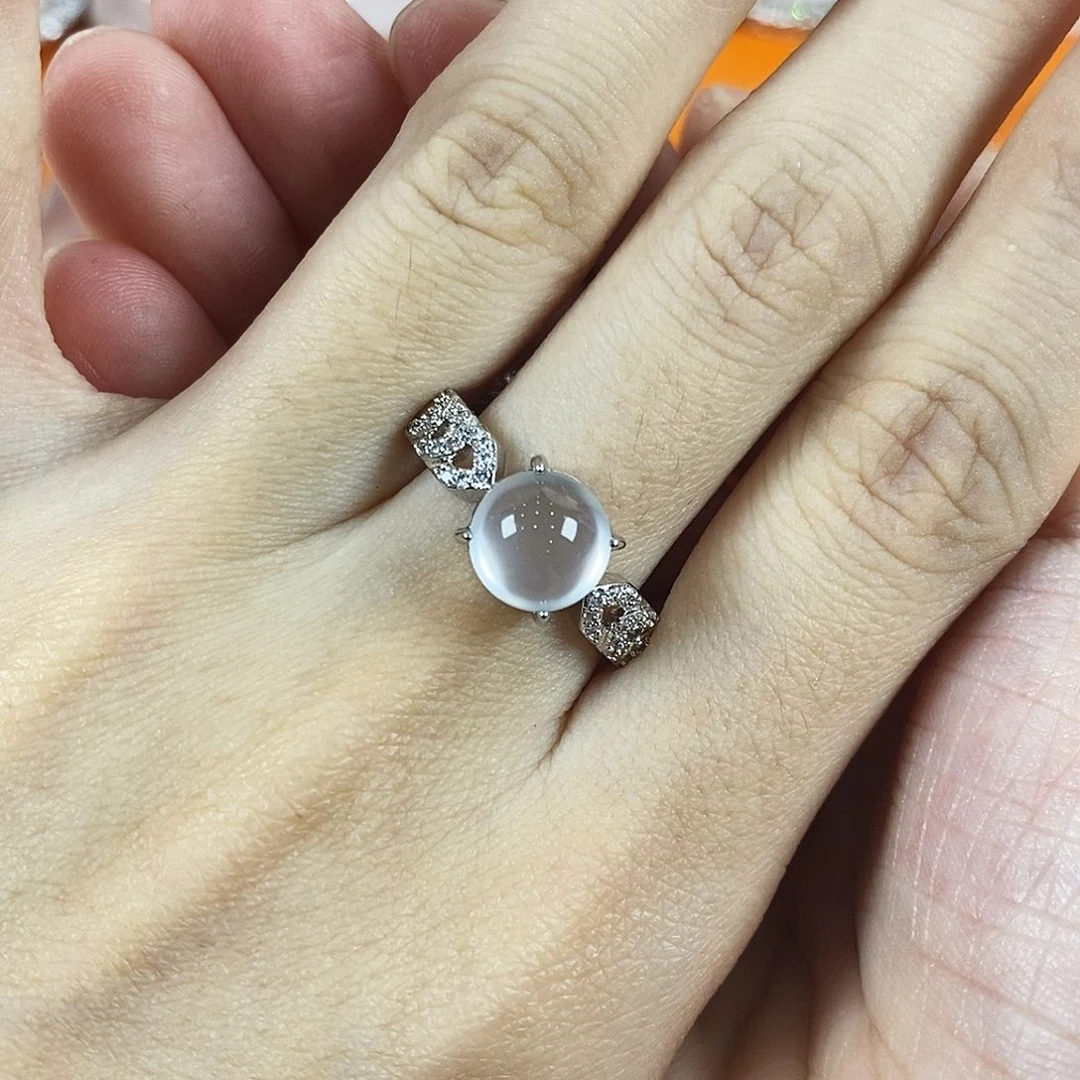 。***s石英质玉合金项链