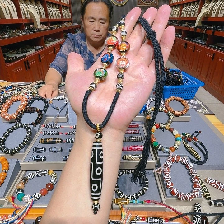 玛瑙/玉髓未镶嵌珠宝奇石