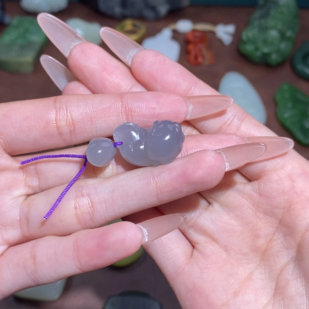 *****和田玉未镶嵌颈饰