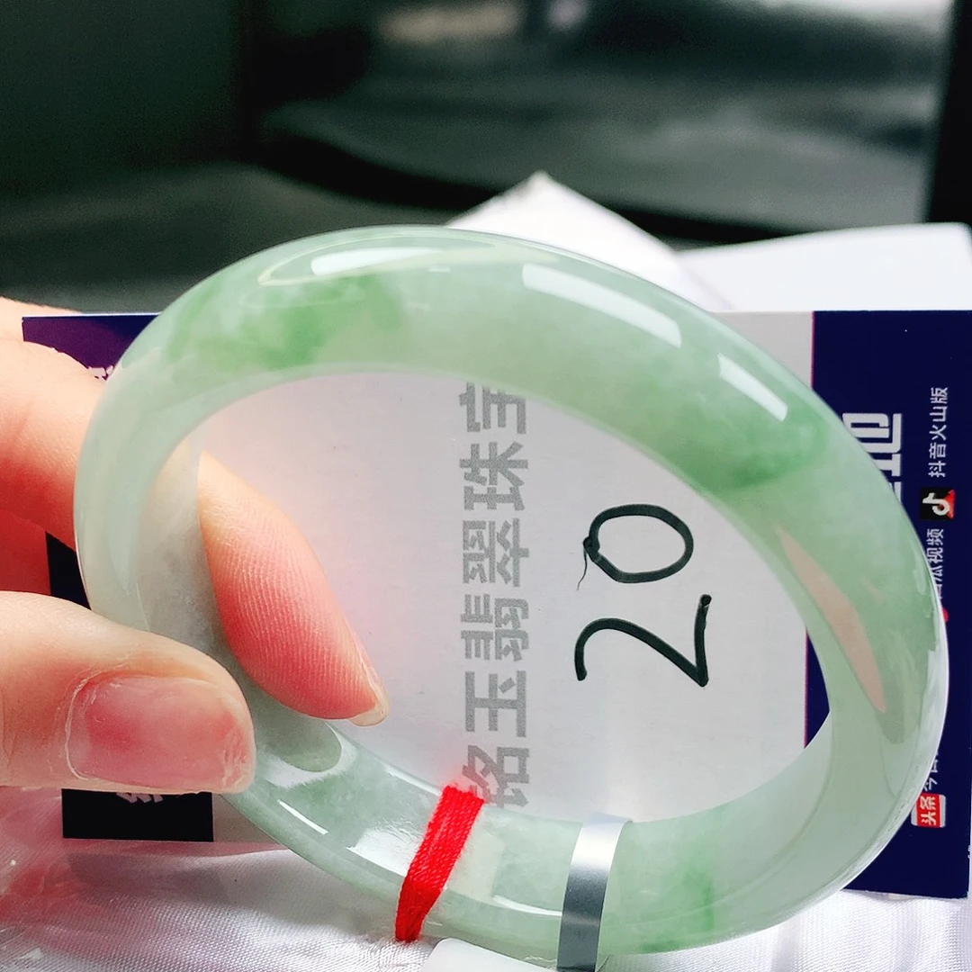 翡翠手镯未镶嵌缅甸天然a货翡翠手镯