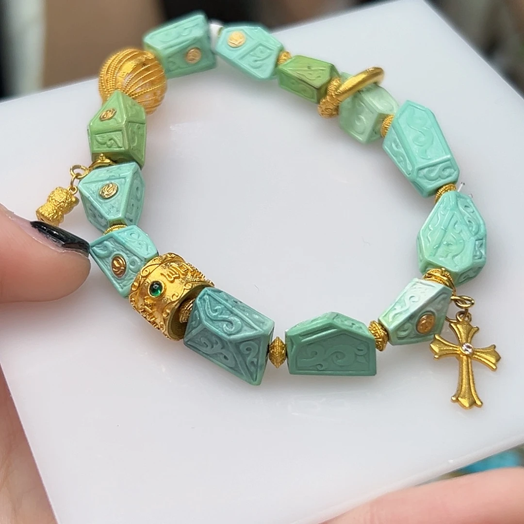 绿松石珠宝奇石18K金镶嵌