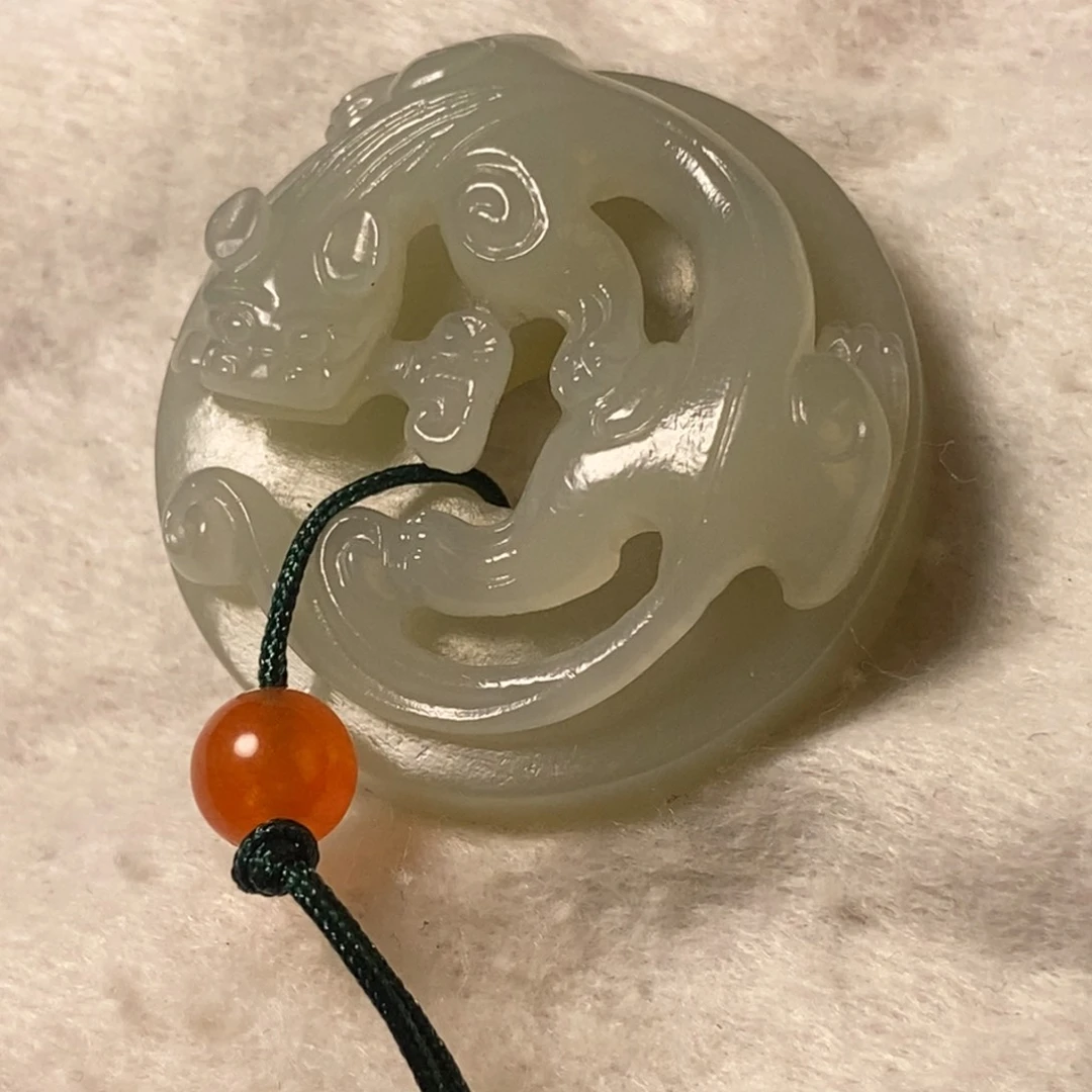 颈饰未镶嵌和田玉霖