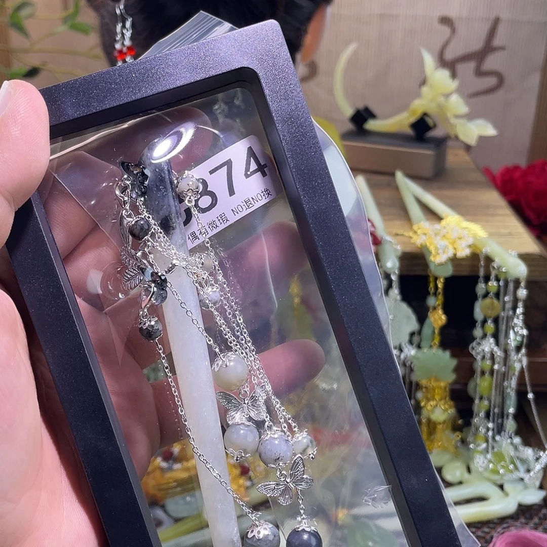 蛇纹石玉未镶嵌发饰灼*