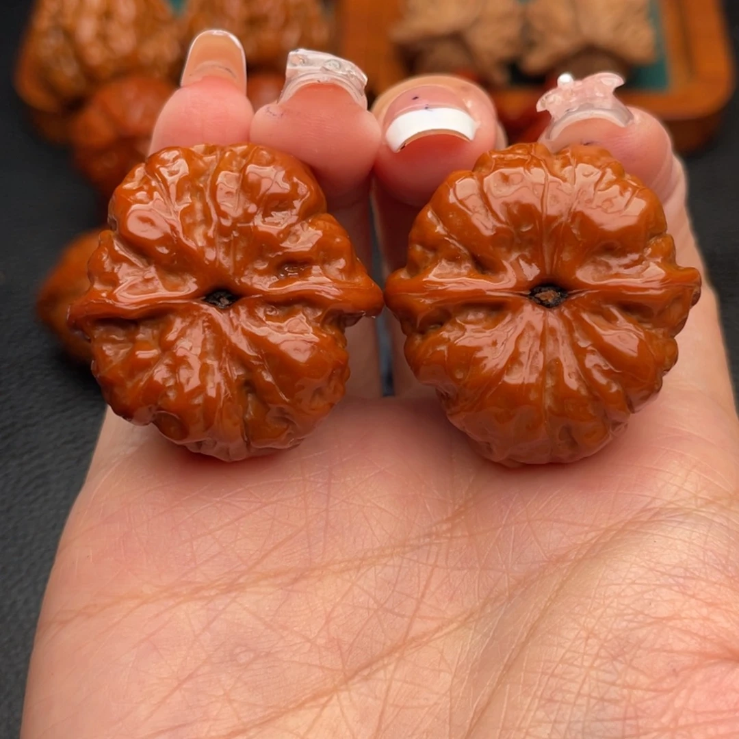 把件文玩核桃大**王