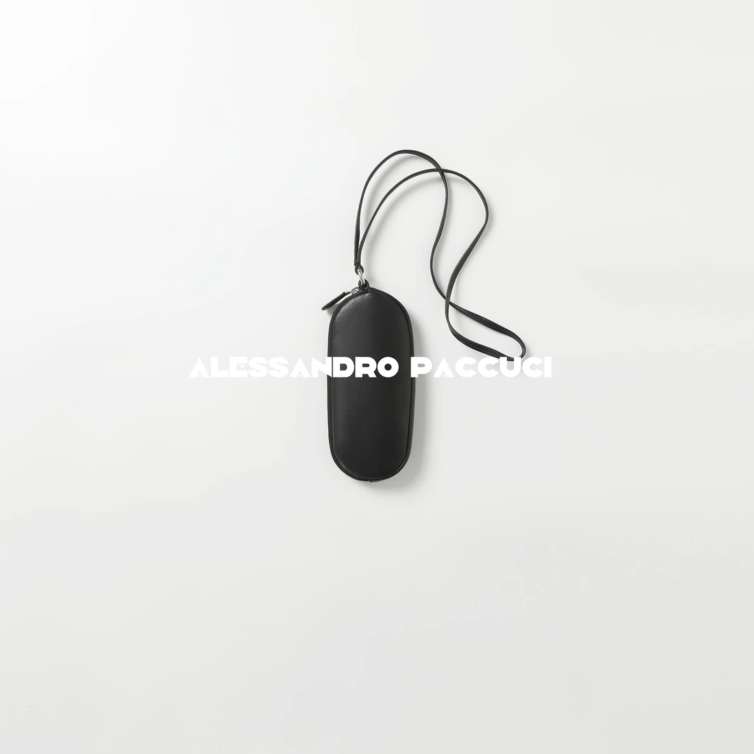 AP洛哥52072AP/52079AP【悬镜】羊皮眼镜包可拆卸挂绳项链时尚配饰