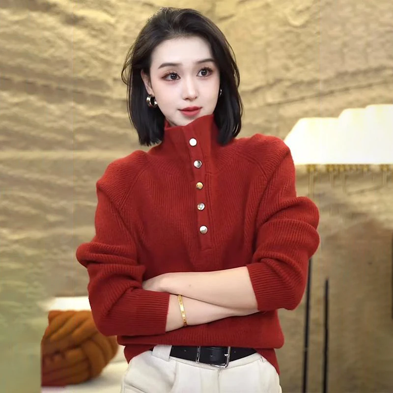 慵懒风宽松红色高领半开扣针织衫上衣女秋冬新款休闲减龄通勤毛衣