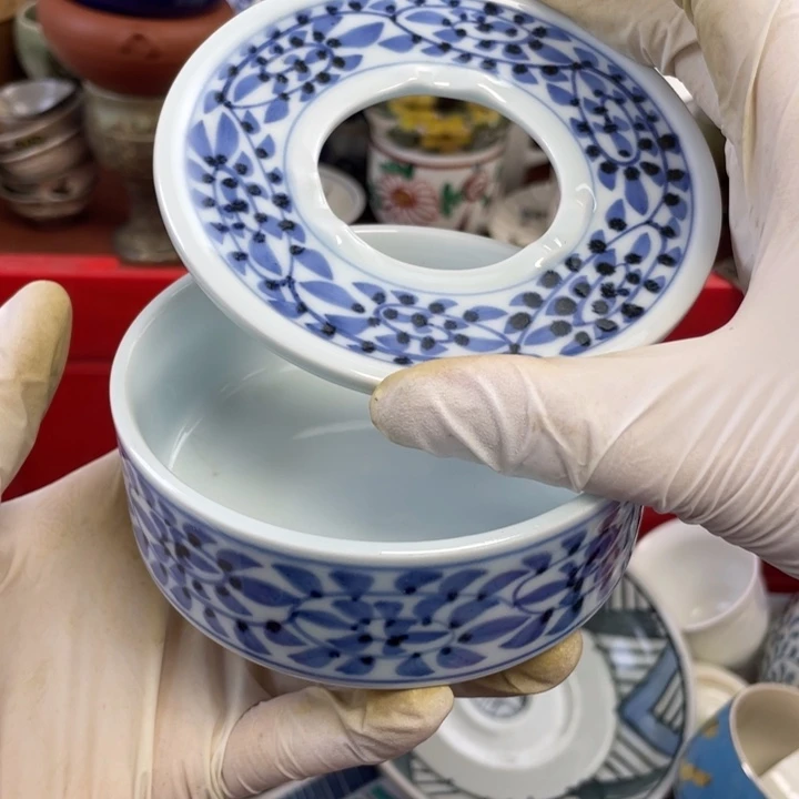 他家瓷器真美…开播了