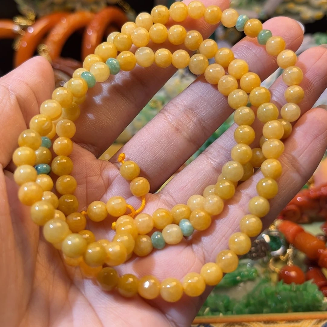 翡翠未镶嵌颈饰待编织