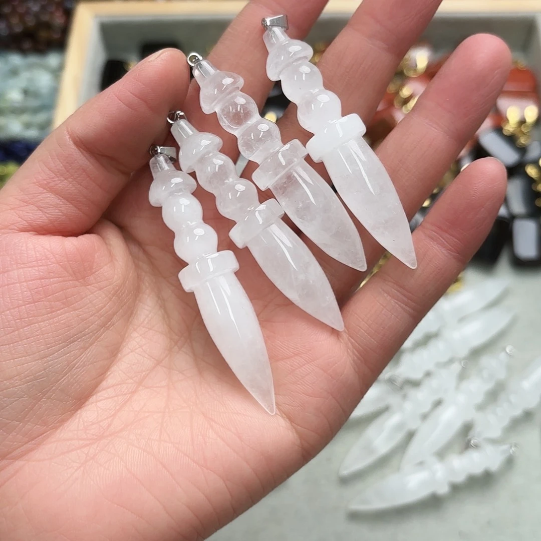 玛瑙/玉髓未镶嵌珠宝半成品14×69白水晶尖尖一颗