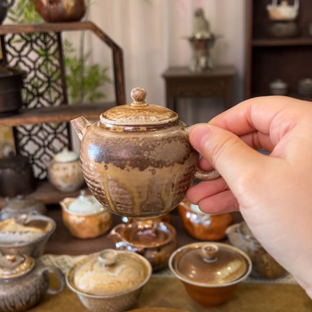 35中白重落灰精品壶