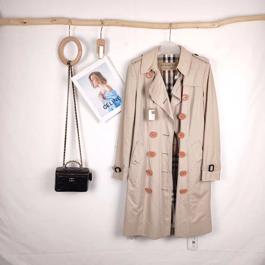 99新 BURBERRY/博柏利  海囤J/巴宝莉上衣/uk10码/LY138077