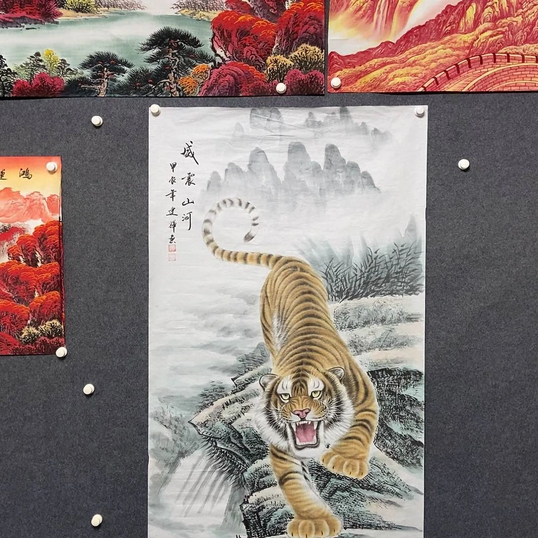 国画大六尺工笔老虎一副