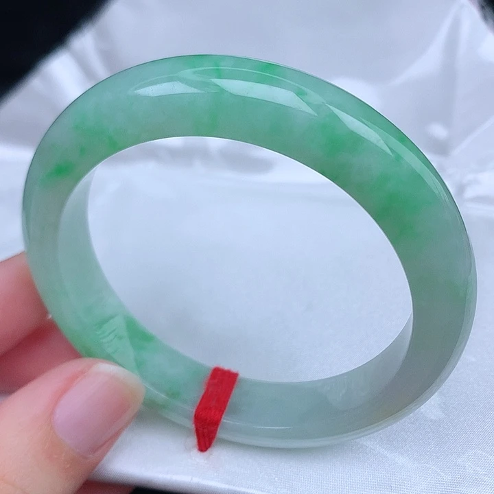 未镶嵌手镯翡翠天然