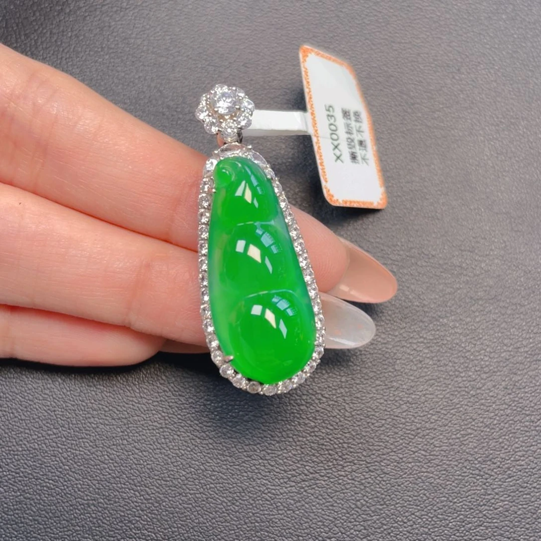 【闪购商品】吊坠(不含链)银S925镶嵌翡翠