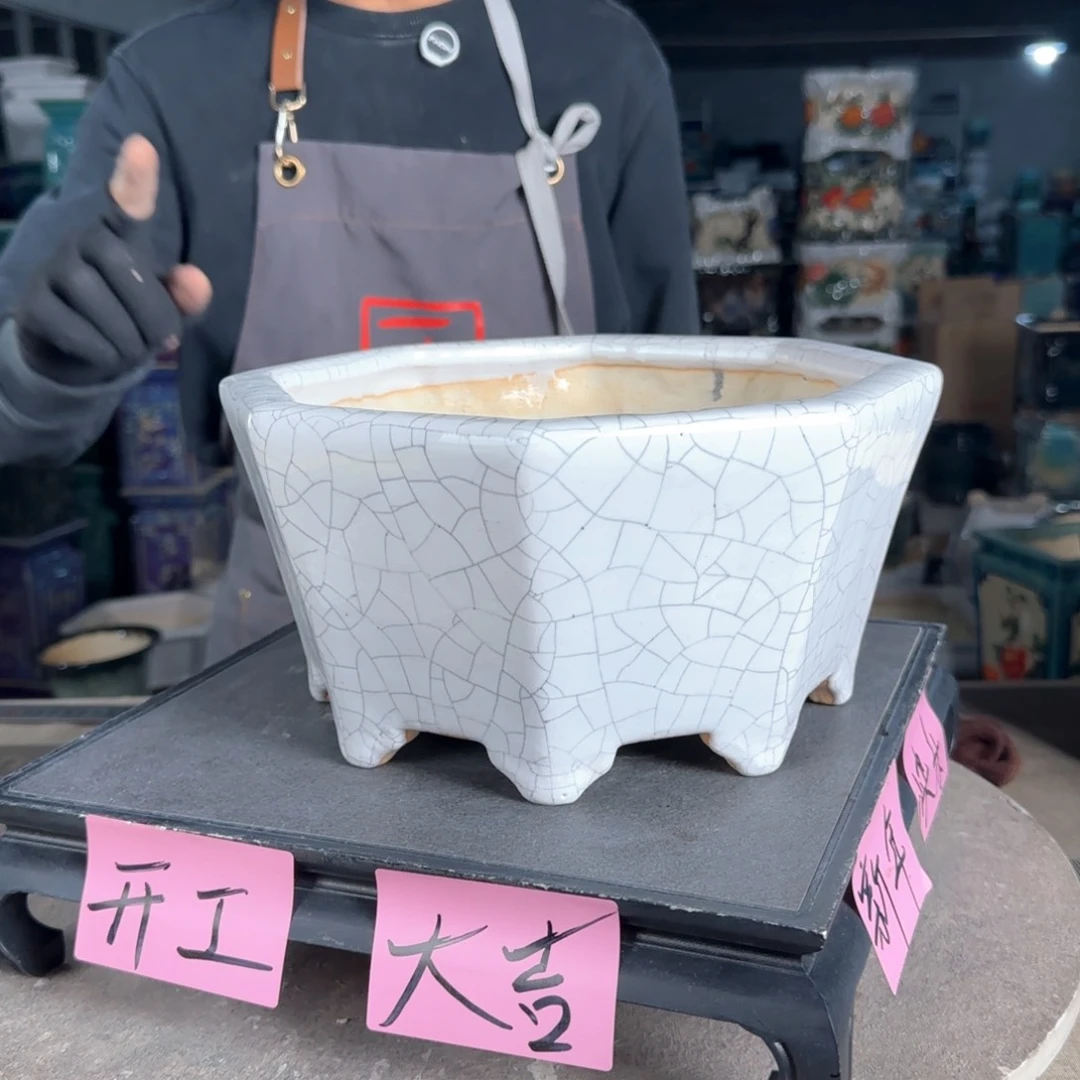 一风堂石湾花盆。微瑕