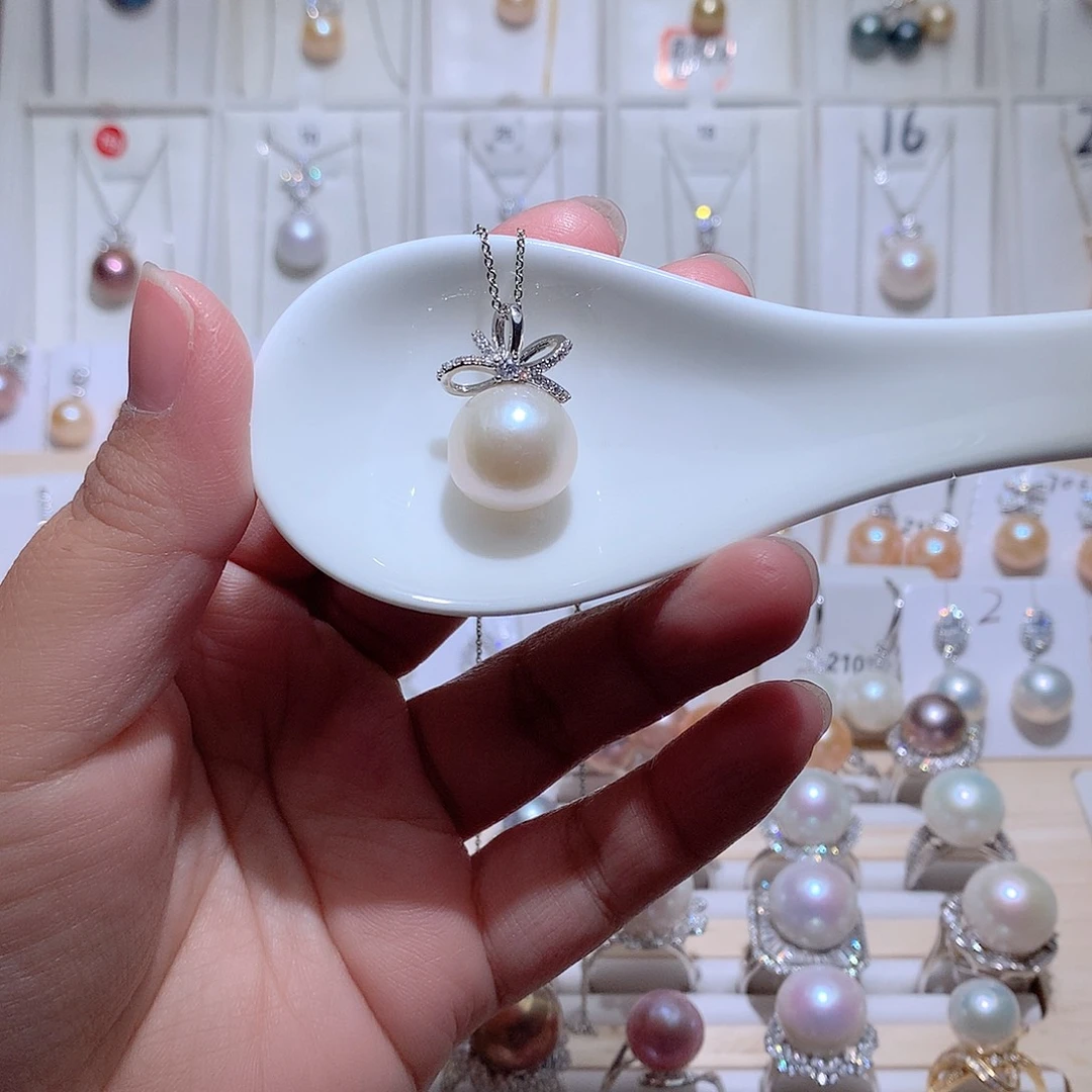 淡水珍珠未镶嵌吊坠(赠链)CC不圆14+