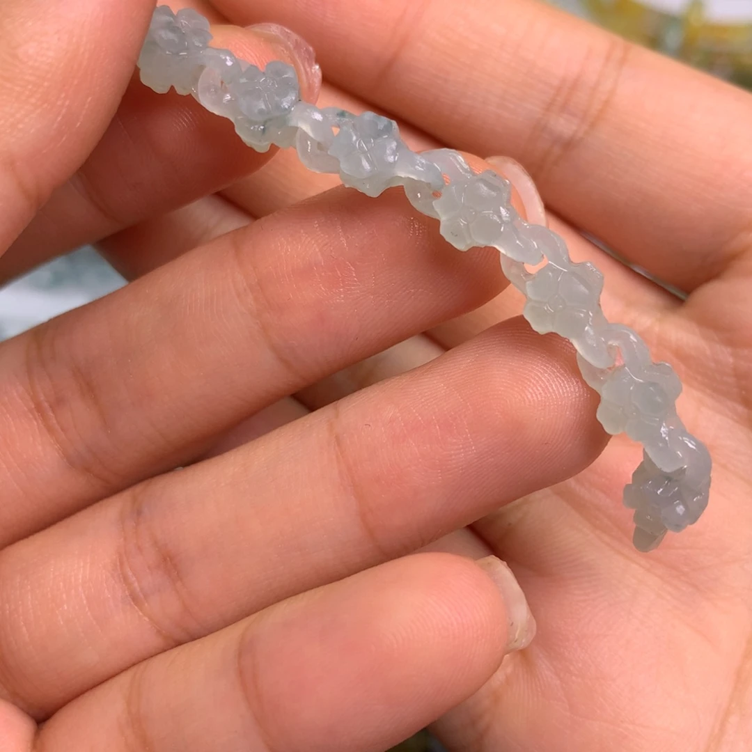 定制翡翠未镶嵌手链