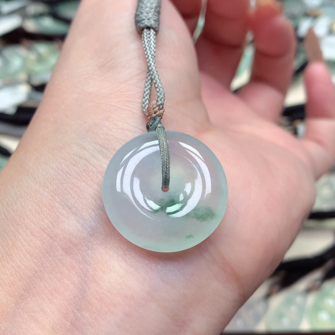 翡翠未镶嵌颈饰扣子