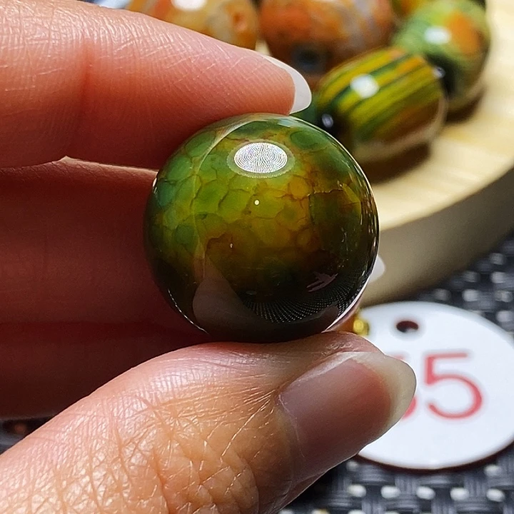 一***儿玛瑙/玉髓未镶嵌颈饰