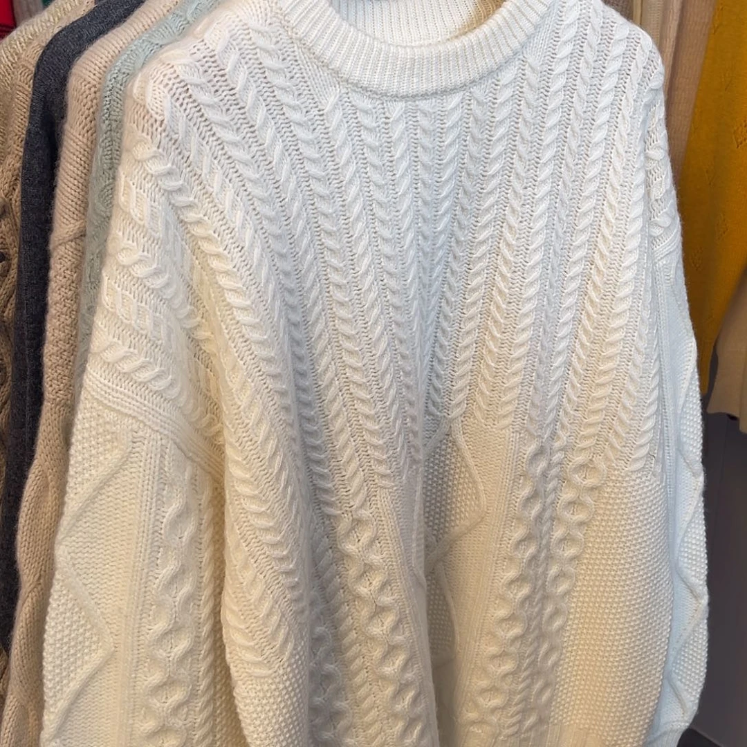 重工 圆领 纽花 羊绒衫