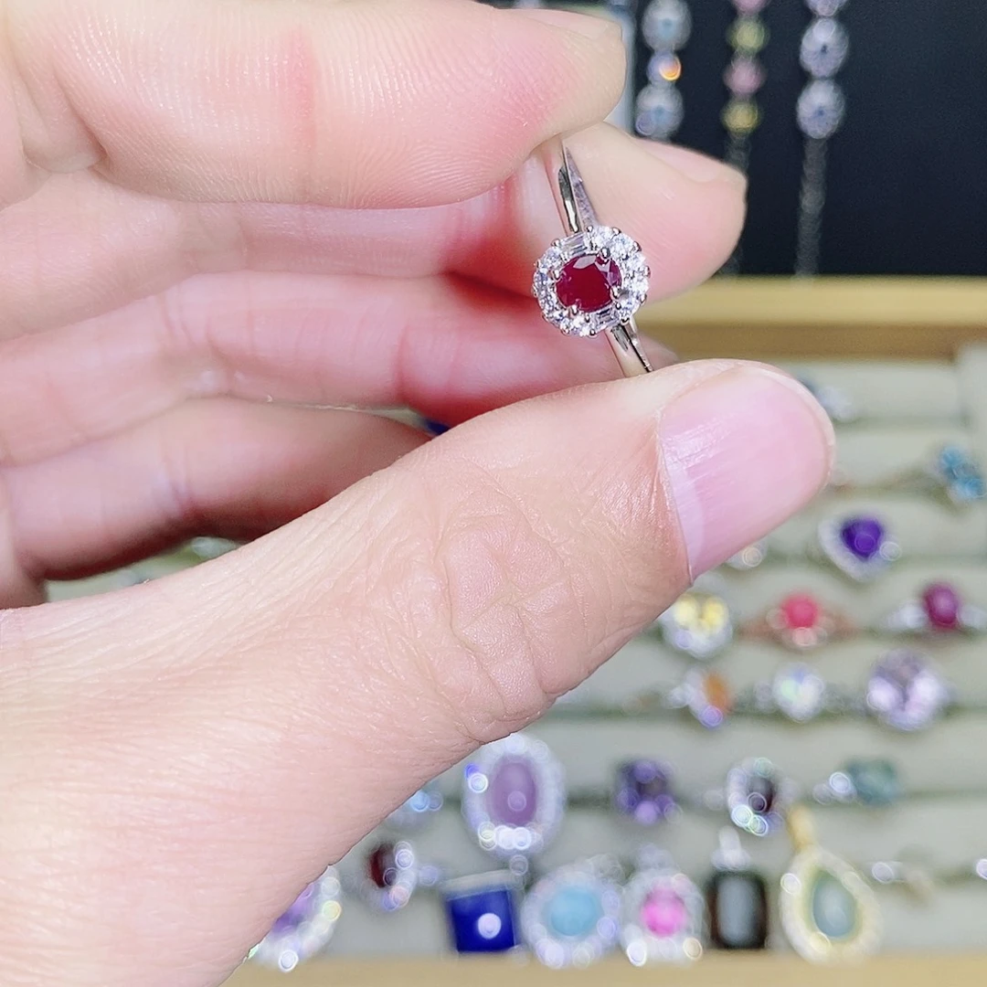 未镶嵌戒指红宝石