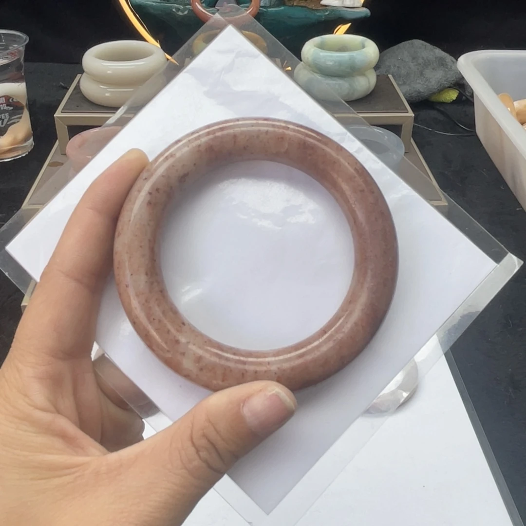 石英质玉未镶嵌15844883398