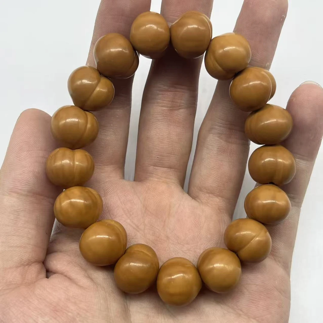 A4 精品猴头核桃雕光面爱心屁桃形状手串卡15单圈 511（配A4礼盒套