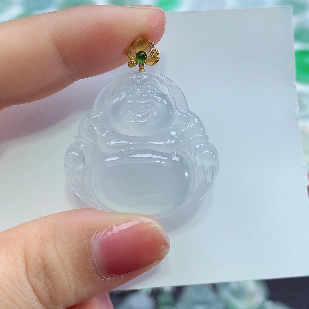 翡翠18K金镶嵌颈饰佛公