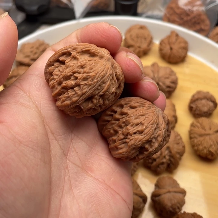 文玩核桃把件用****1文玩核桃手把件