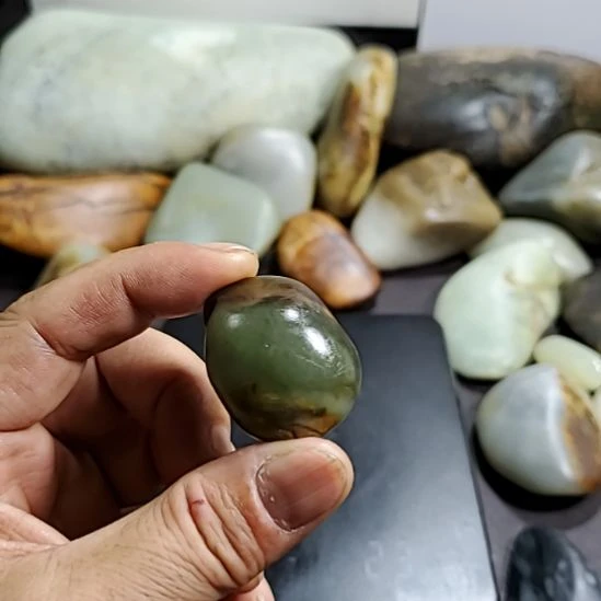未镶嵌和田玉把件