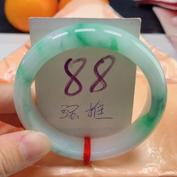 翡翠手镯未镶嵌56正