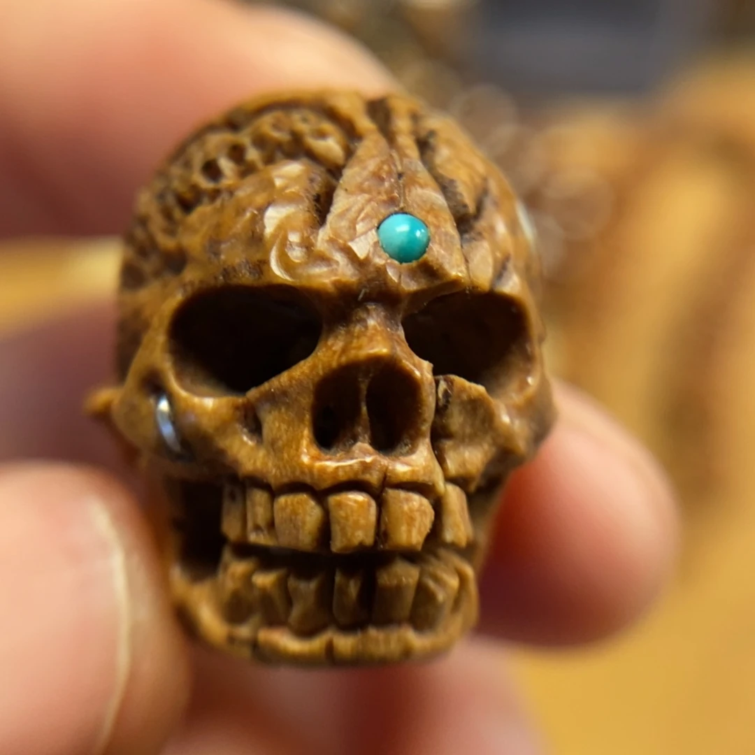 潍坊核雕桃核雕刻骷髅头