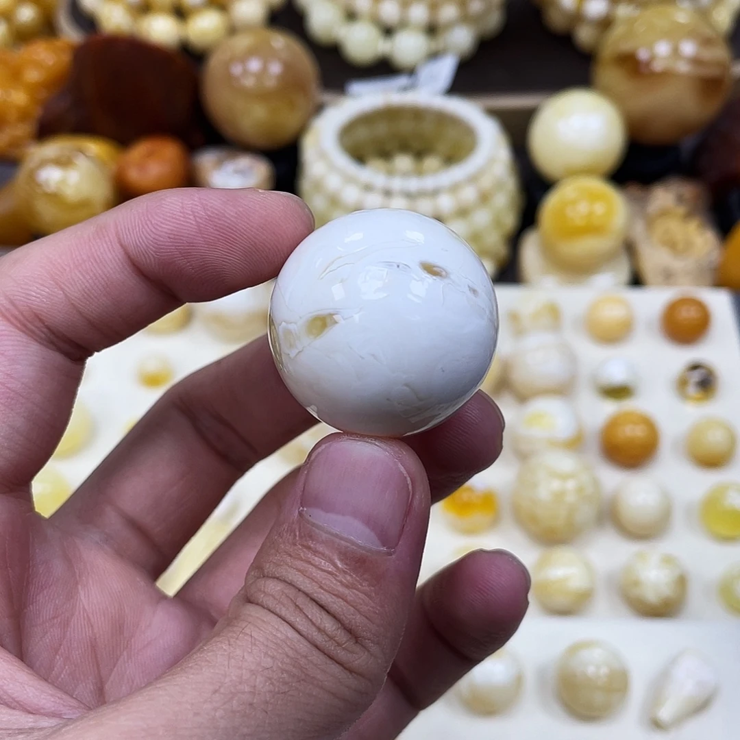 蜜蜡未镶嵌珠宝奇石30.0mm【漆瓷白】打孔不予退货