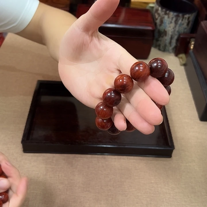吃***啦贡木紫檀手串2.0单圈