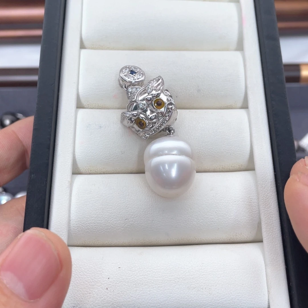 颈饰银S925镶嵌海水珍珠