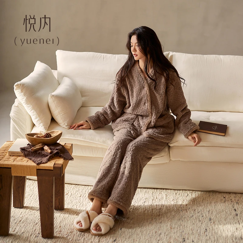 悦内睡衣女士法兰绒秋冬款冬季加绒加厚珊瑚绒家居服保暖毛绒大码