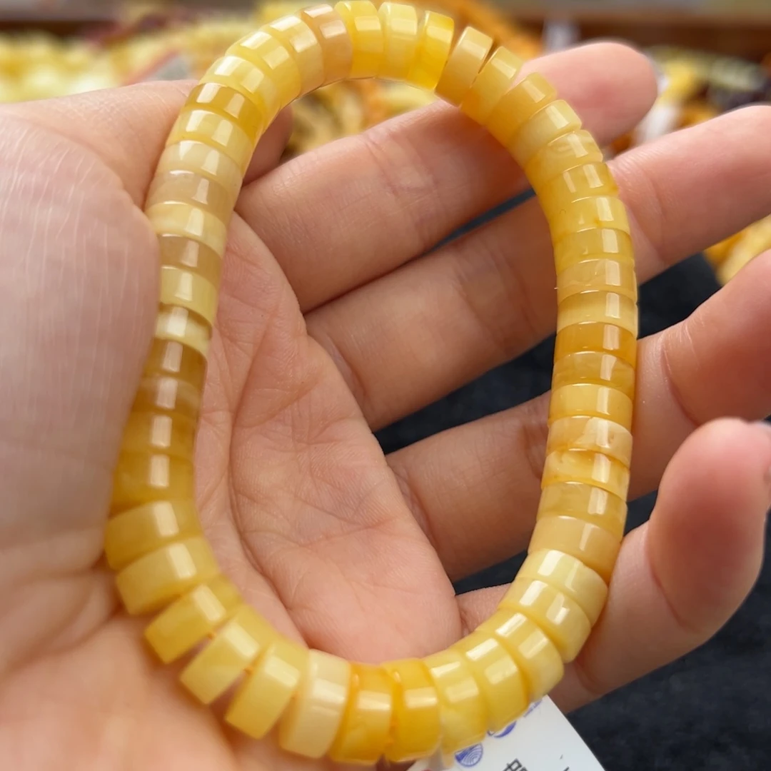 未镶嵌琥珀珠宝奇石