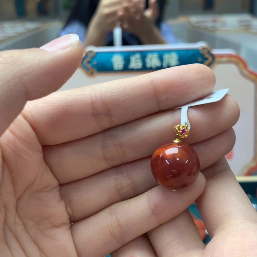 【闪购商品】南红玛瑙珠串18K金镶嵌单珠吊坠