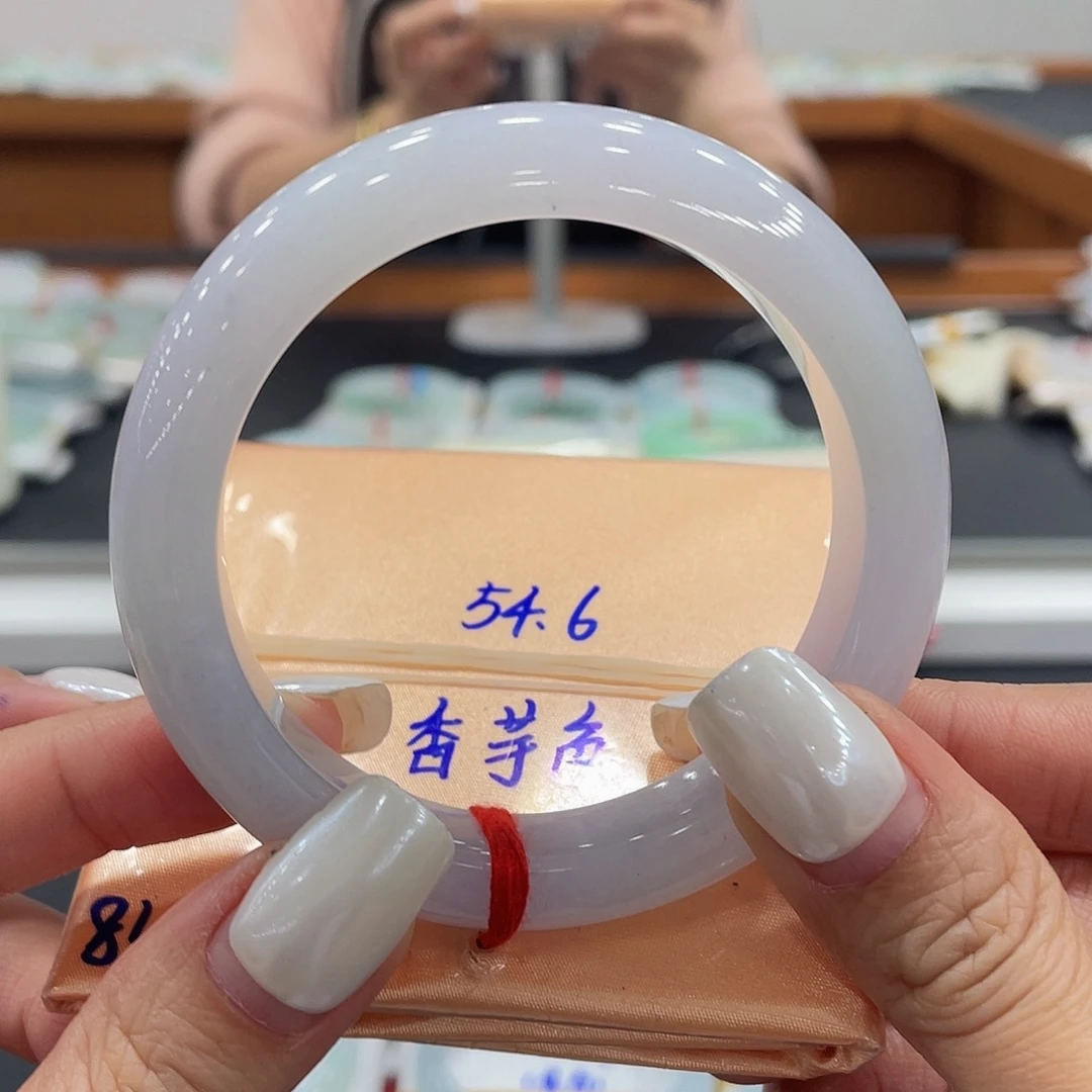 翡翠未镶嵌手镯缅甸翡翠