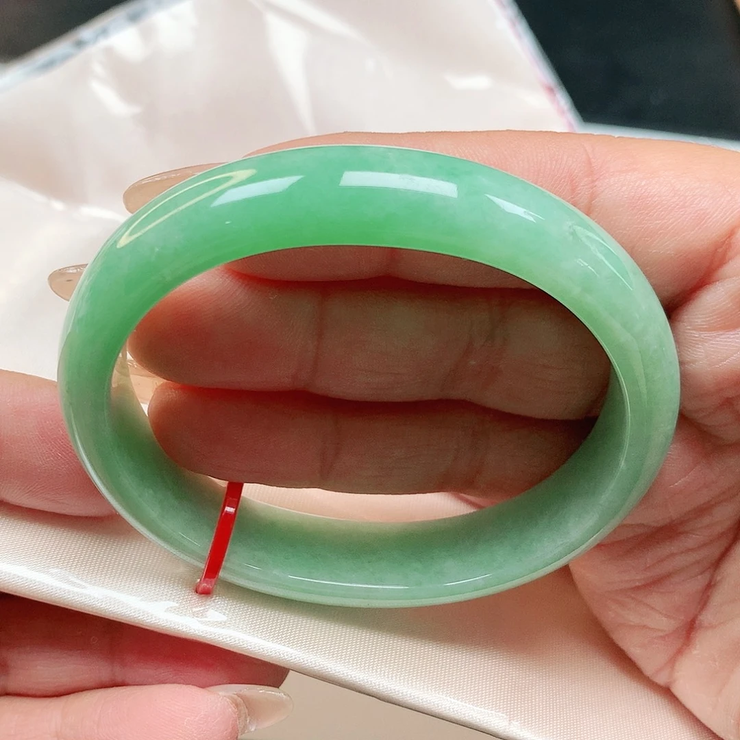 翡翠未镶嵌手镯7115