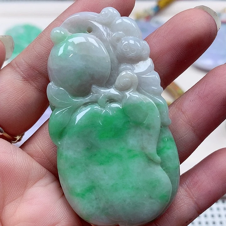 翡翠未镶嵌颈饰翡翠