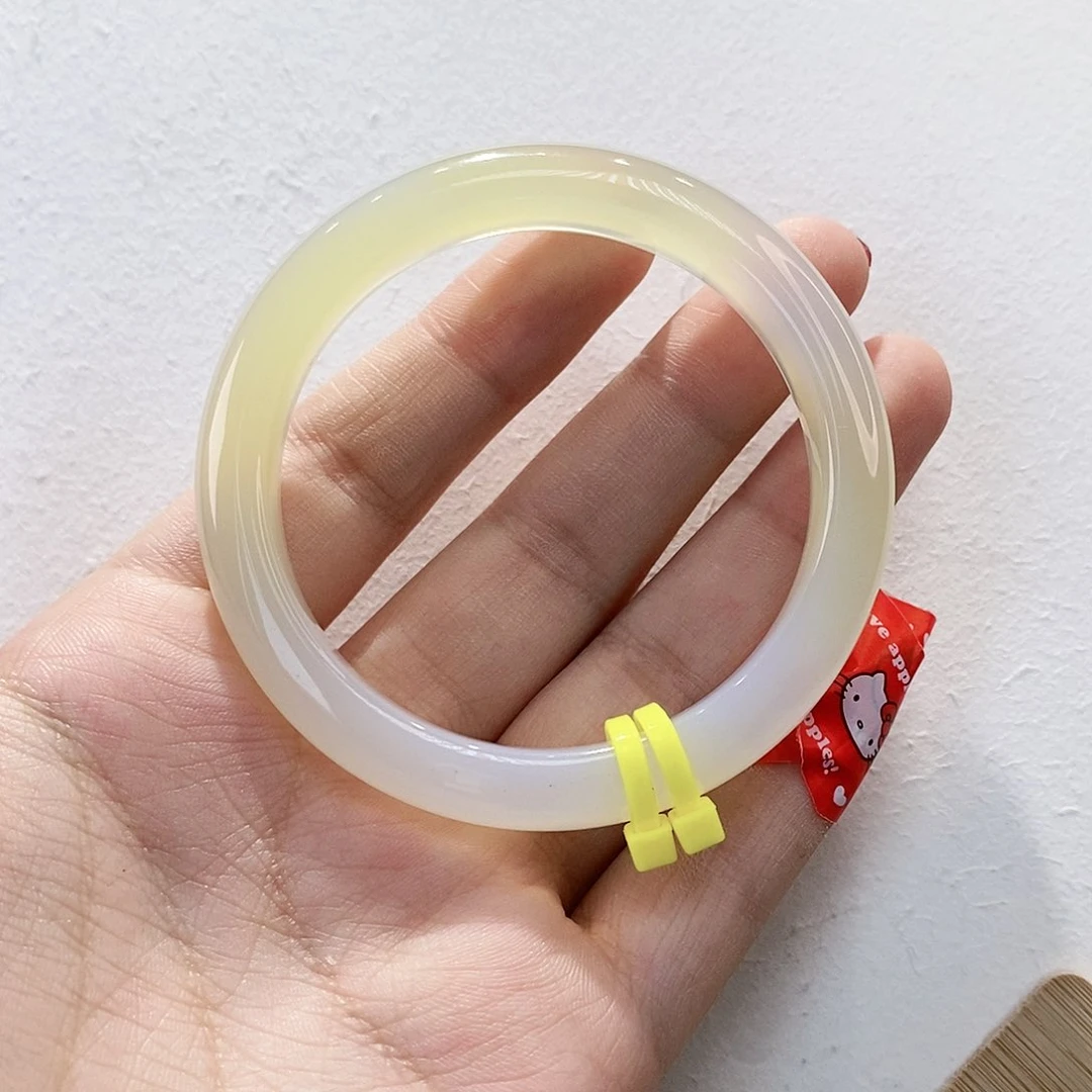 手镯玛瑙/玉髓未镶嵌52