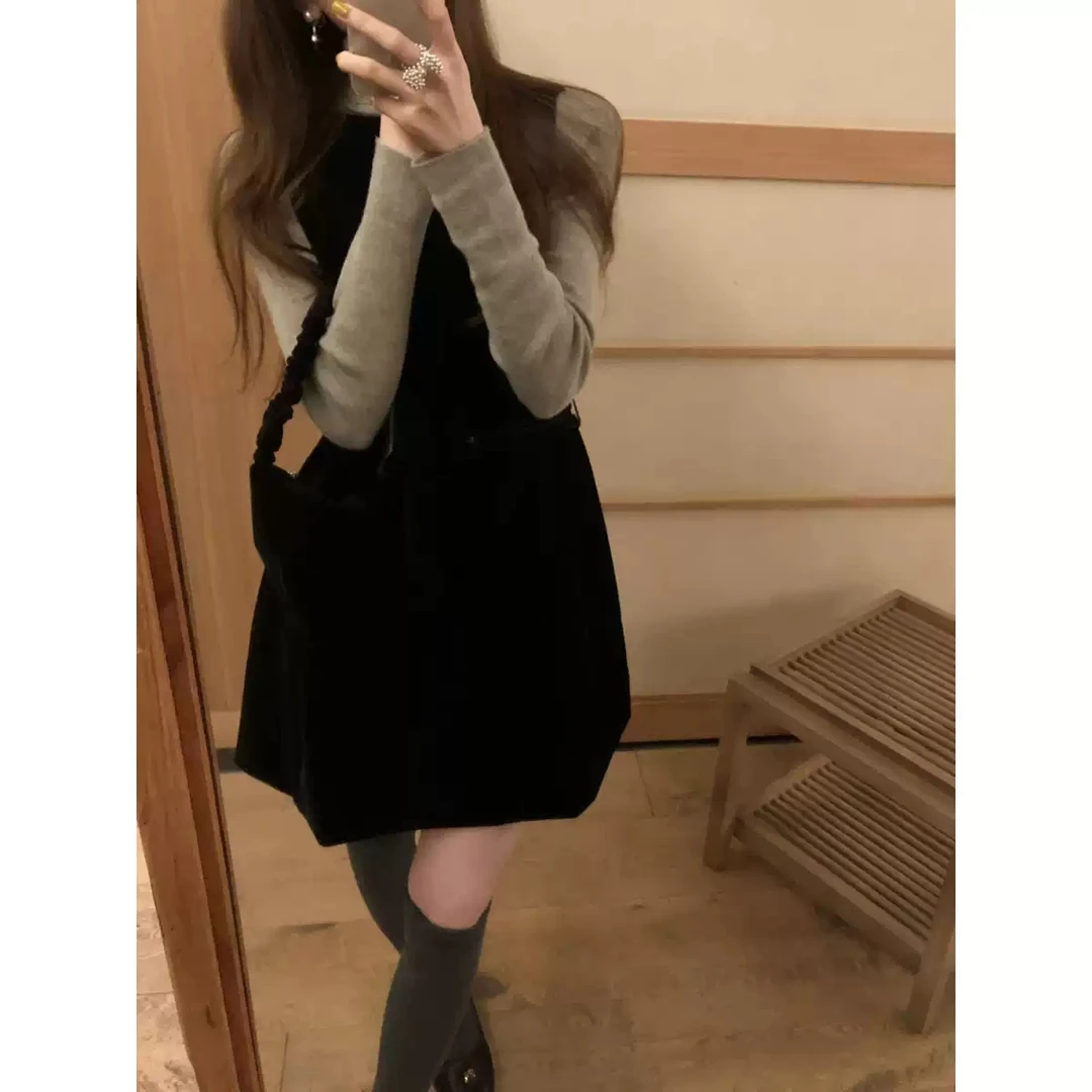 高级感小众穿搭一整套甜美简约设计显瘦遮肉背带连衣裙子两件套装