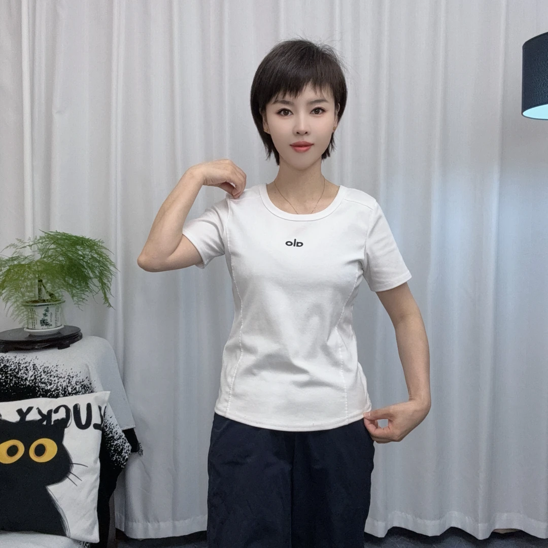 启月➕夏季百搭休闲字母刺绣时尚修身T恤修身型短袖ol杂志风